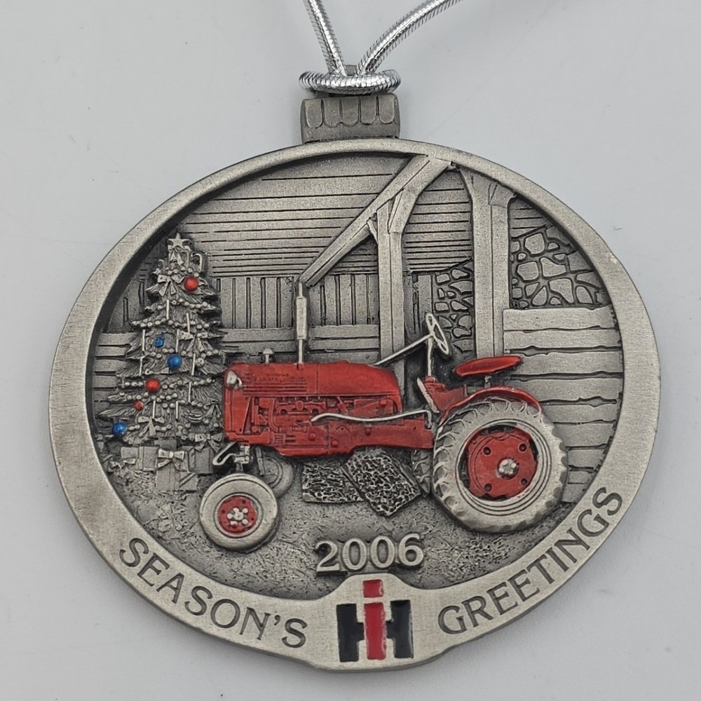2006 Case IH International Harvester Ornament #3 in‎ Series  Farmall Cub 2.25"